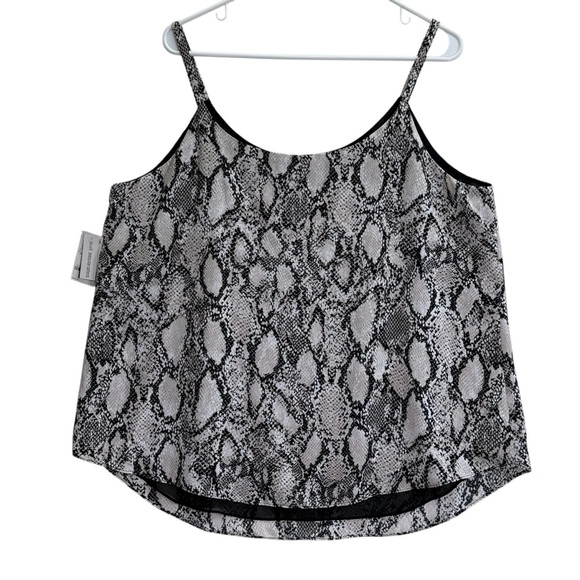 Bar III Plus Size Snake Print Skirt and Top Set. Size 1X NWT - Picture 6 of 15